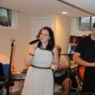 Session Singer, Vocalist, Songwriter - christiexanne