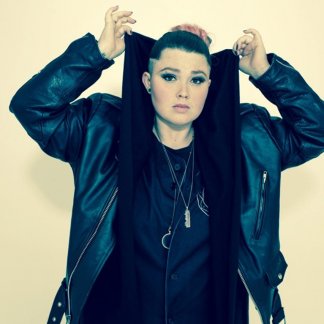 Session Singer, Vocalist, Songwriter - chezblanc