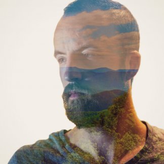 Session Singer, Vocalist, Songwriter - lighttheair