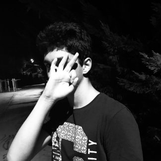 Music Producer - pikactores