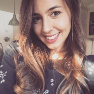 Session Singer, Vocalist, Songwriter - stephyholt