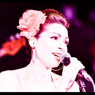 Session Singer, Vocalist, Songwriter - lilyrose