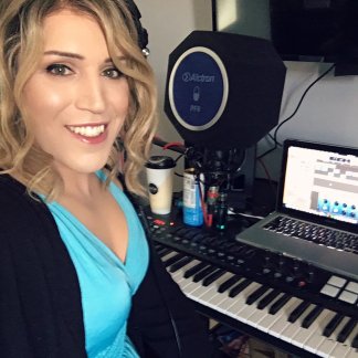 Session Singer, Vocalist, Songwriter - aylaalysson