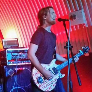 Session Singer, Vocalist, Songwriter and Music Producer - jazmosis