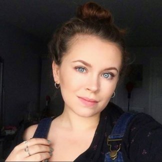 Session Singer, Vocalist, Songwriter - lauralou