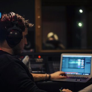 Music Producer - will tezz