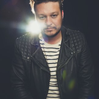 Session Singer, Vocalist, Songwriter and Music Producer - ryanjovian