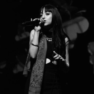 Session Singer, Vocalist, Songwriter - frekwenza