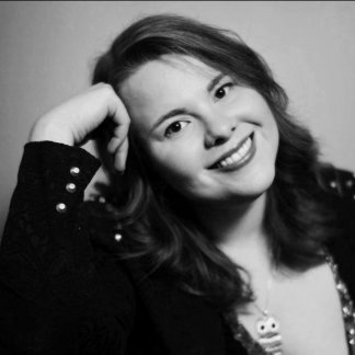 Session Singer, Vocalist, Songwriter - ellariitta
