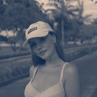 Session Singer, Vocalist, Songwriter - bellalutken