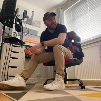 Session Singer, Vocalist, Songwriter - colt_hill