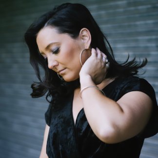 Session Singer, Vocalist, Songwriter - alexis_naylor