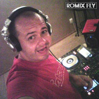Music Producer - romix_fly