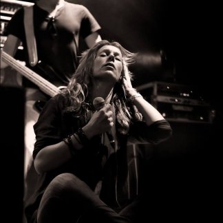 Session Singer, Vocalist, Songwriter - tinakrmac