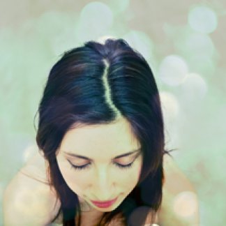 Session Singer, Vocalist, Songwriter - cloejo