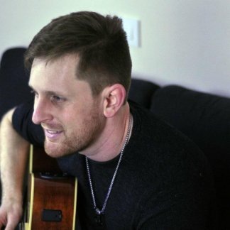 Session Singer, Vocalist, Songwriter - malocho