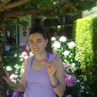 Session Singer, Vocalist, Songwriter - galieva