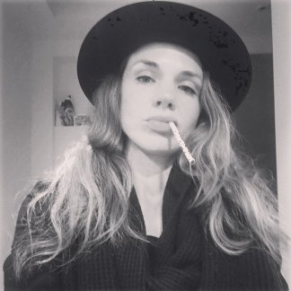 Session Singer, Vocalist, Songwriter - conisoddemann