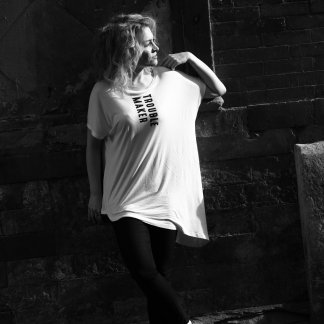 Session Singer, Vocalist, Songwriter - annie