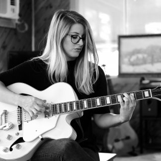Session Singer, Vocalist, Songwriter - ivystone08