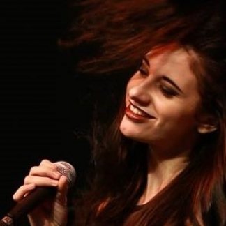 Session Singer, Vocalist, Songwriter - denise96