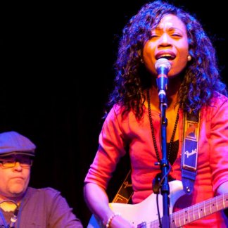 Session Singer, Vocalist, Songwriter - carrie0106