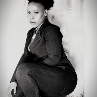 Session Singer, Vocalist, Songwriter - reitz