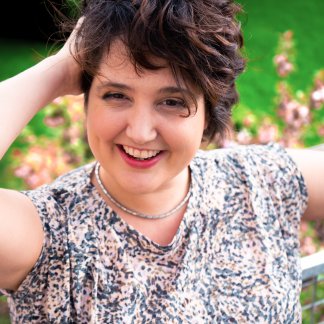Session Singer, Vocalist, Songwriter - vale_d