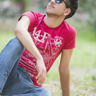 Session Singer, Vocalist, Songwriter - kinglaro