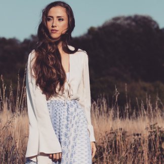 Session Singer, Vocalist, Songwriter - valentina0896