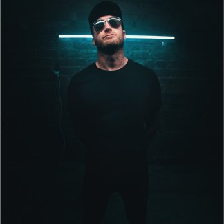 Music Producer - jny_hzd