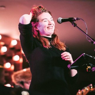 Session Singer, Vocalist, Songwriter - fionaliddell