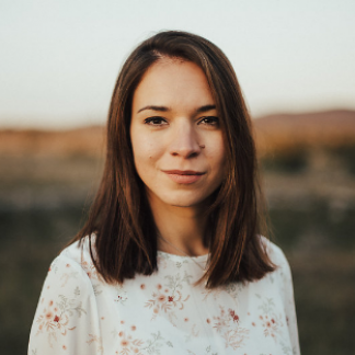 Session Singer, Vocalist, Songwriter - anapavlovmezzo