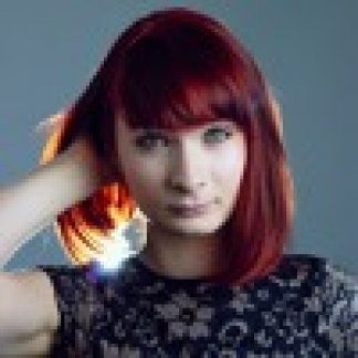 Session Singer, Vocalist, Songwriter - hollydrummond