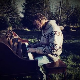 Session Singer, Vocalist, Songwriter - klandsgard