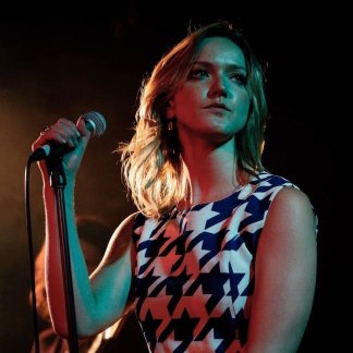 Session Singer, Vocalist, Songwriter - lans07