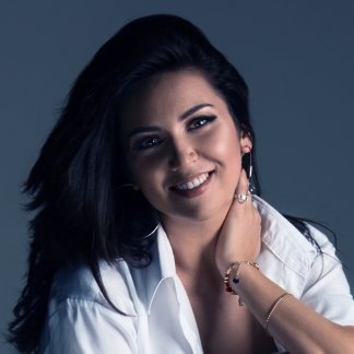 Session Singer, Vocalist, Songwriter - alinasinger