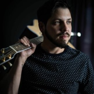 Session Singer, Vocalist, Songwriter and Music Producer - justinturk