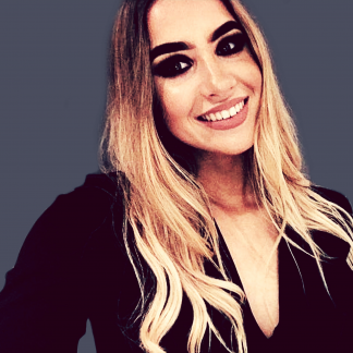 Session Singer, Vocalist, Songwriter - bronwynuk