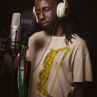 Session Singer, Vocalist, Songwriter - marigikaru