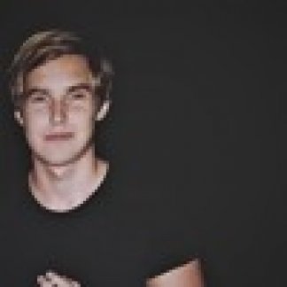 Music Producer - isakdahling