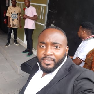 Session Singer, Vocalist, Songwriter - mr_kev_cmr
