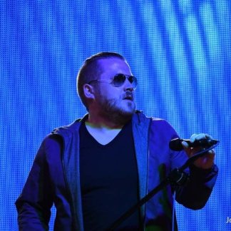 Session Singer, Vocalist, Songwriter and Music Producer - snowdonmusic