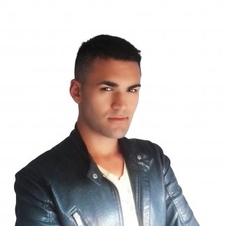 Session Singer, Vocalist, Songwriter and Music Producer - iwaro
