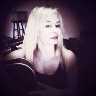 Session Singer, Vocalist, Songwriter - roghart