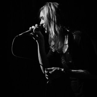 Session Singer, Vocalist, Songwriter - nlayne