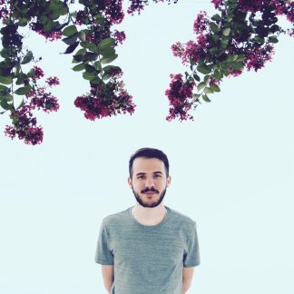 Session Singer, Vocalist, Songwriter - realmanuelmusic