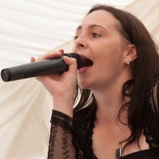 Session Singer, Vocalist, Songwriter - verena