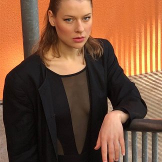 Session Singer, Vocalist, Songwriter - lucieberlin