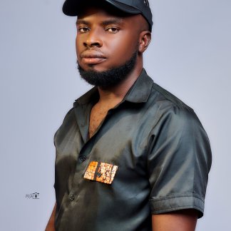 Session Singer, Vocalist, Songwriter and Music Producer - eskimr